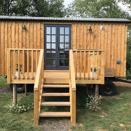 Sunset Shepherds Hut Taunton Eksteriør billede