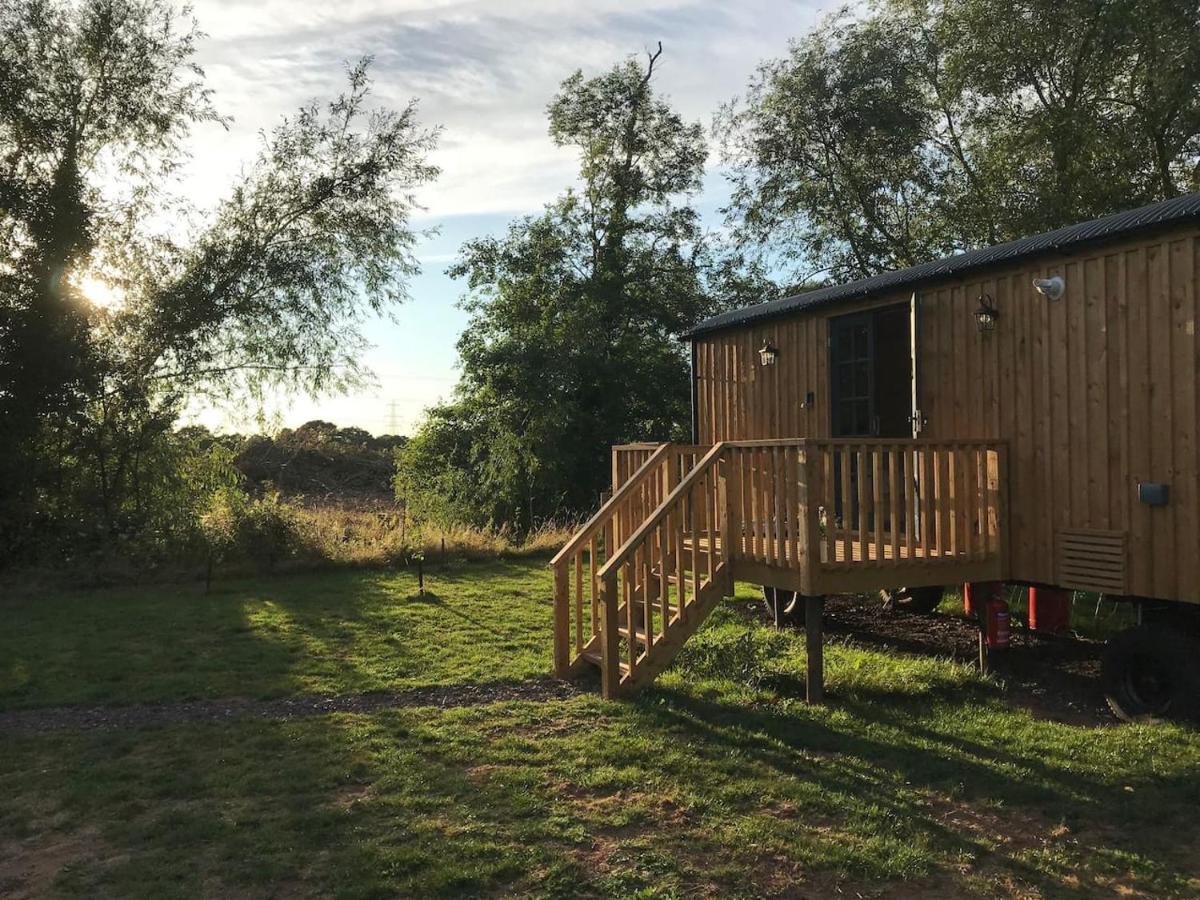 Sunset Shepherds Hut Taunton Eksteriør billede